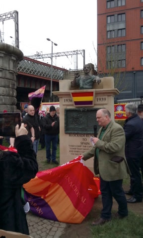 Afsløringen af monumentet 'Blockade-Runners to Spain" – del af en fotoreportage af afsløringen af monumentet ‘Blockade-Runners for Spain’ i Glasgow 2. marts 2019
