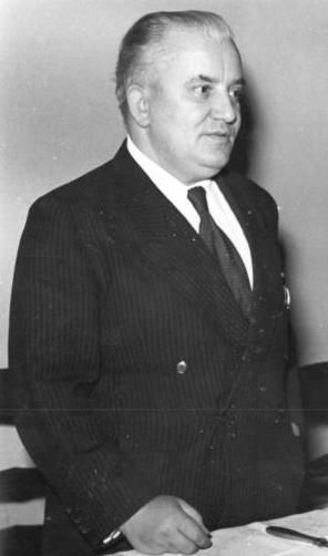 Willi Bredel auf einer Pressekonferenz, 5. Januar 1951
